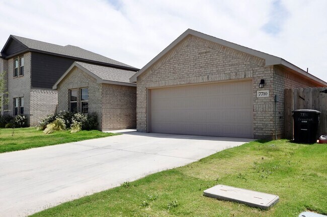 Foto del edificio - 7710 Brown Bark Rd