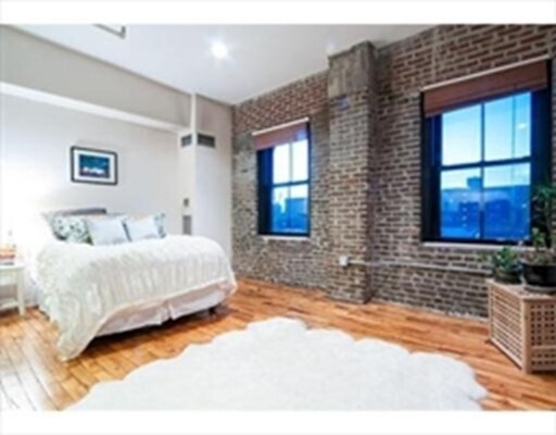 Foto del edificio - 70 Northampton St