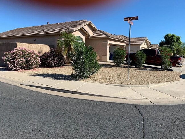 Building Photo - 14660 W Gelding Dr
