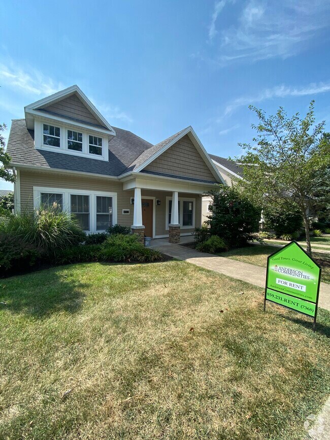 Pinehurst Student Apartments for Rent Lexington, KY 1 Rentals