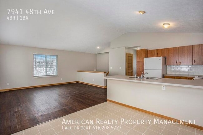 Building Photo - 7941 48th Ave