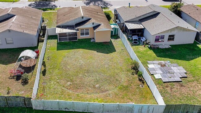 Foto del edificio - 1424 Vinetree Dr