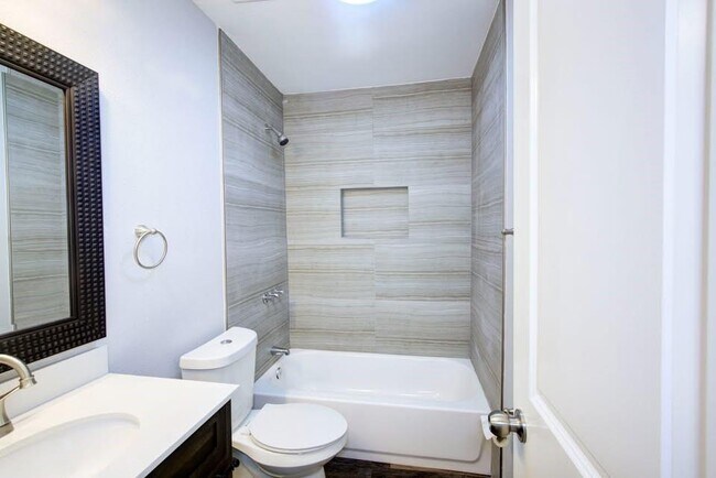 Foto del edificio - 8627 Wileyvale Rd