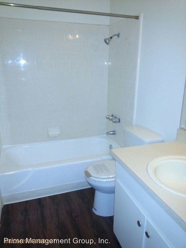 Foto del edificio - 135 E 223rd St