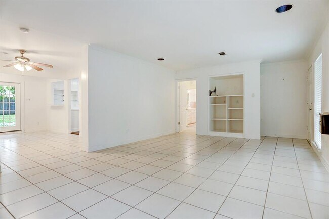 Building Photo - 3710 Westerman St
