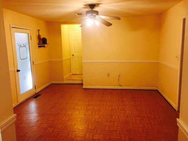 Living Room - 969 Acalanes Rd