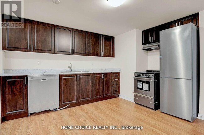 Building Photo - 143 Terry Fox Dr