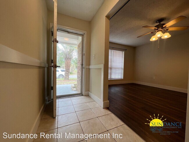 Foto del edificio - 3 br, 2 bath House - 1120 Coral Drive