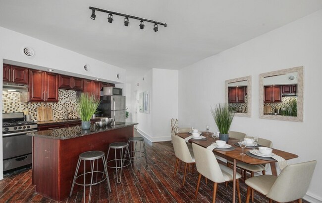 Foto del edificio - 305 N 3rd St