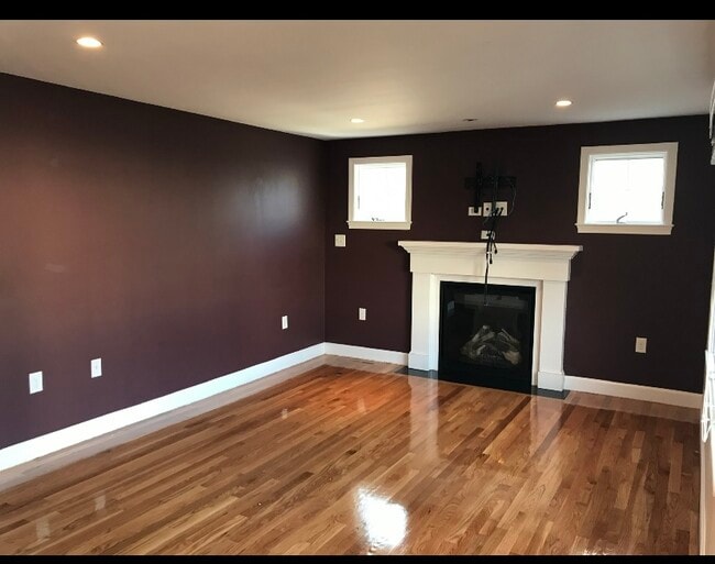 Building Photo - 19 Penniman Ter