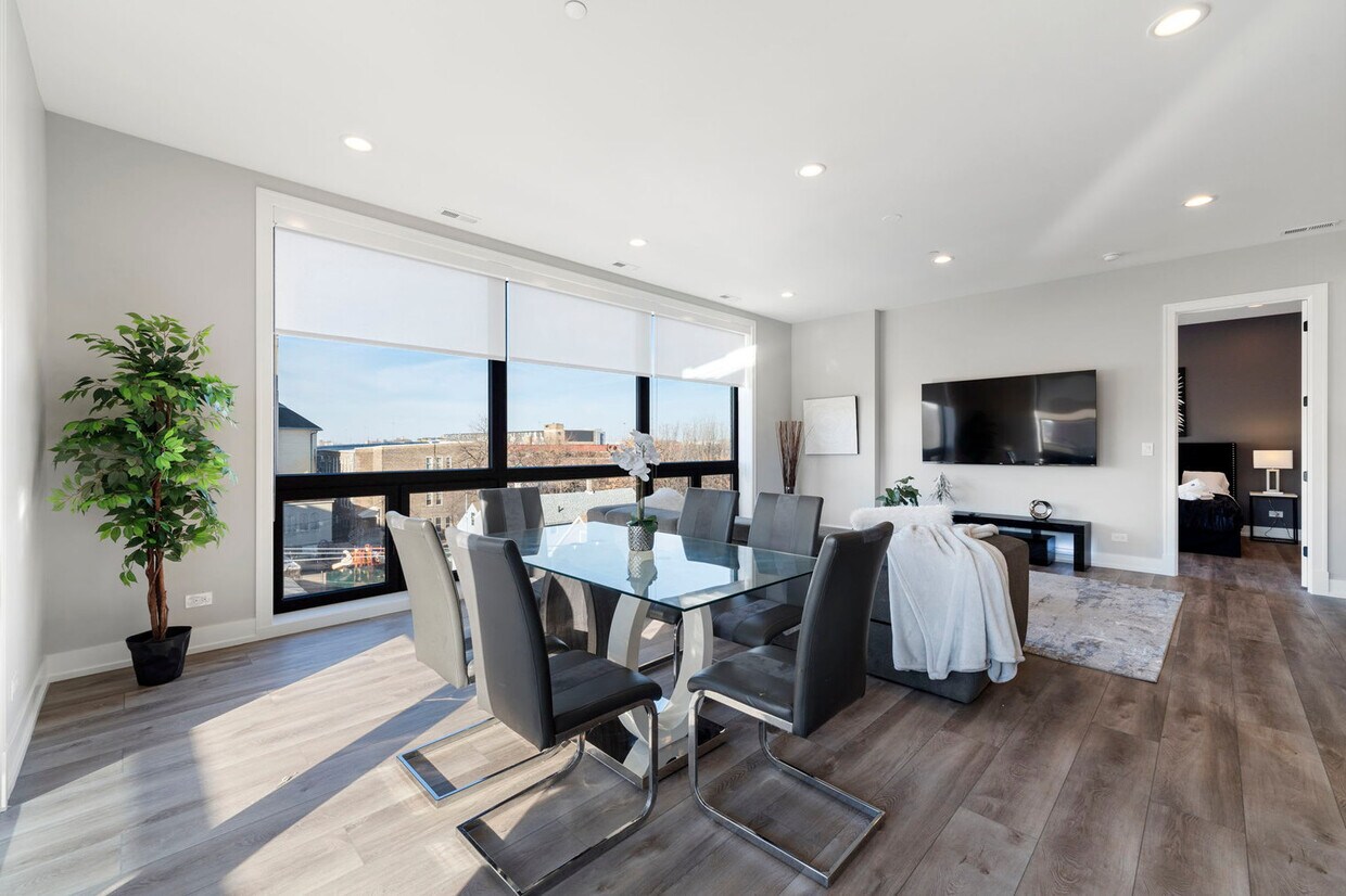 Foto principal - 1606 S Ashland Ave
