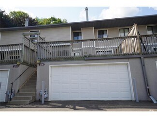 Building Photo - 1240 Wagon Wheel Rd