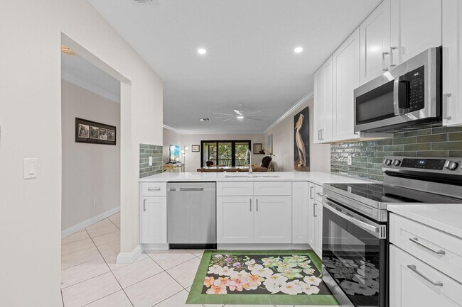 Foto del edificio - 9193 Pecky Cypress Ln
