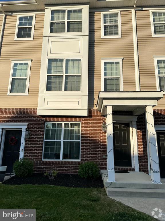 Building Photo - 115 Kramer Ct