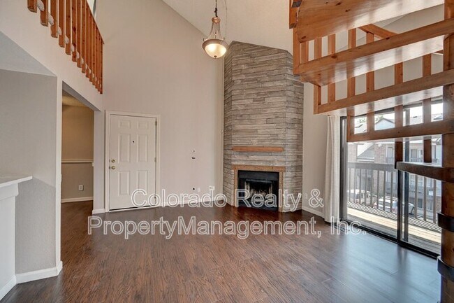 Building Photo - 6350 Oak St