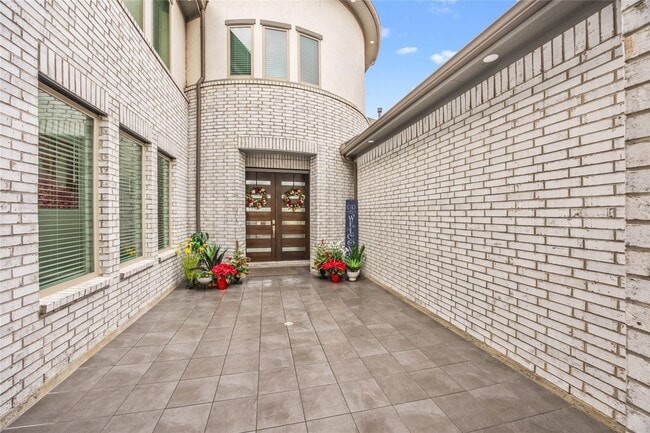 Building Photo - 13807 Dorado Pointe Dr