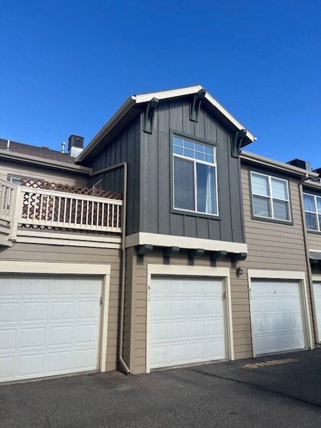 Primary Photo - 2491 FOUNTAIN GREENS PLACE #A15