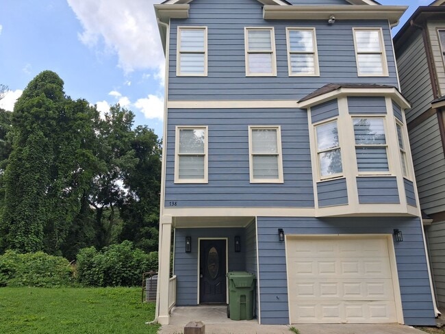 Photo - 738 Prince Place Townhome