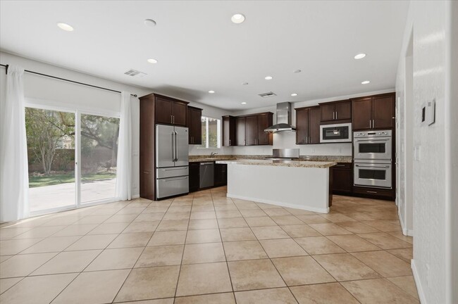 Building Photo - 8747 W Moon Crater Ave