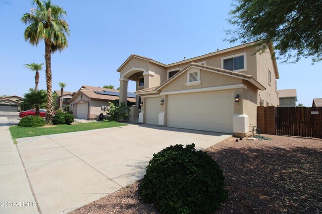 Building Photo - 14904 W Cameron Dr