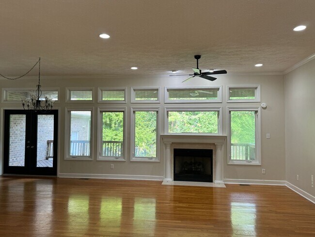 Building Photo - Carolina Lakes!! Close to Marina