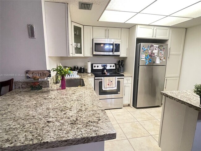 Foto del edificio - 5530 NW 44th St