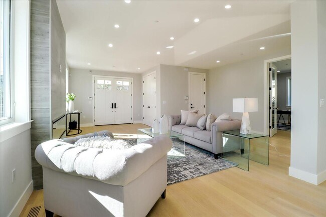 Building Photo - 21841 Alcazar Ave