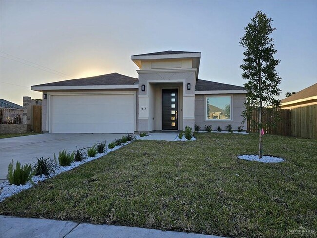Foto del edificio - 7613 N 40th St