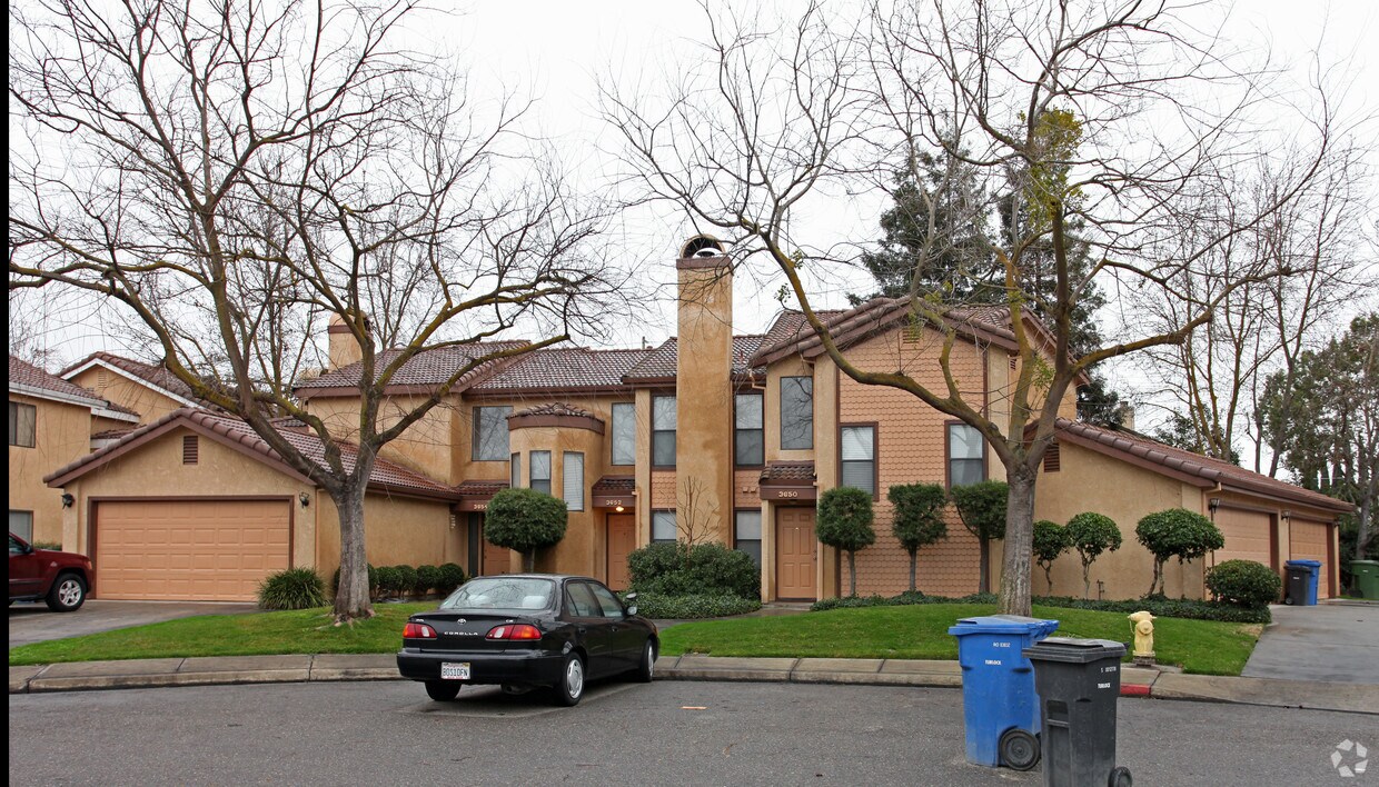 Building Photo - 3650 Tuscany Pl