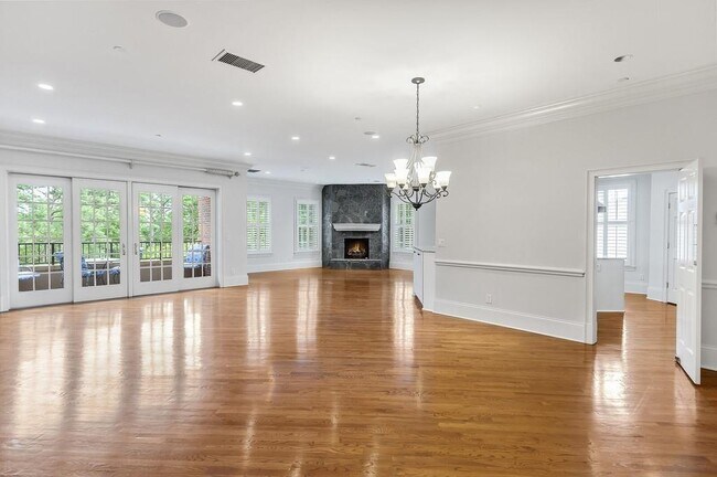 Foto del edificio - 3657 Peachtree Rd NE