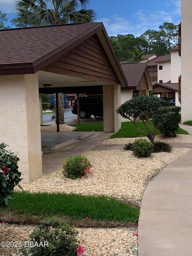 Building Photo - 275 Indigo Dr