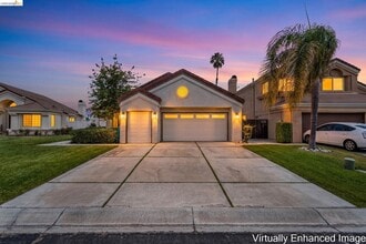 Building Photo - 5331 Emerald Ct