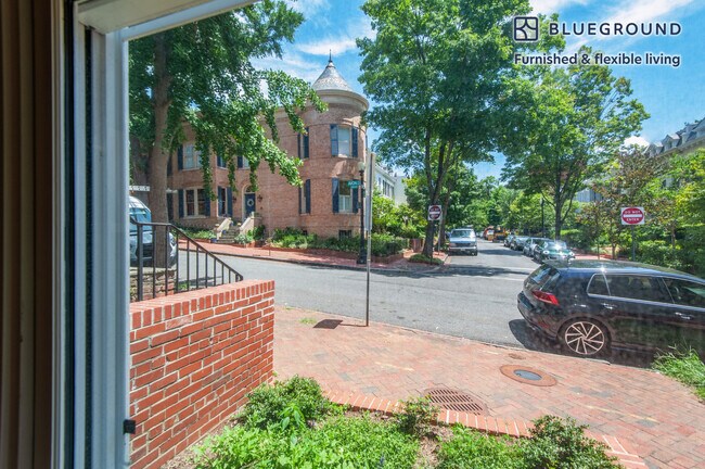 Foto del edificio - 1650 Avon Pl NW
