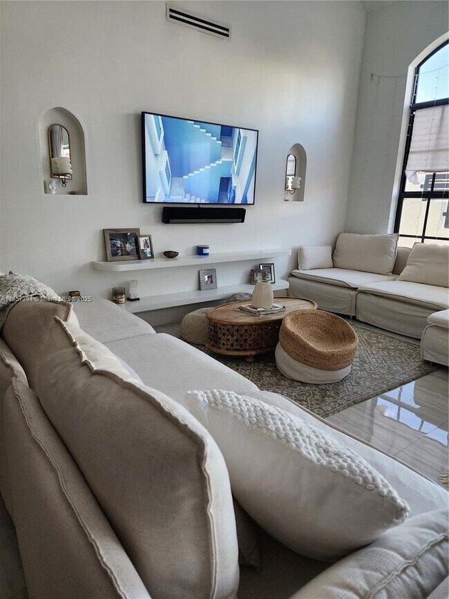 Foto del edificio - 21216 Harbor Way