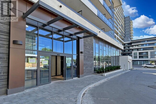 Photo du bâtiment - 1455 Celebration Dr