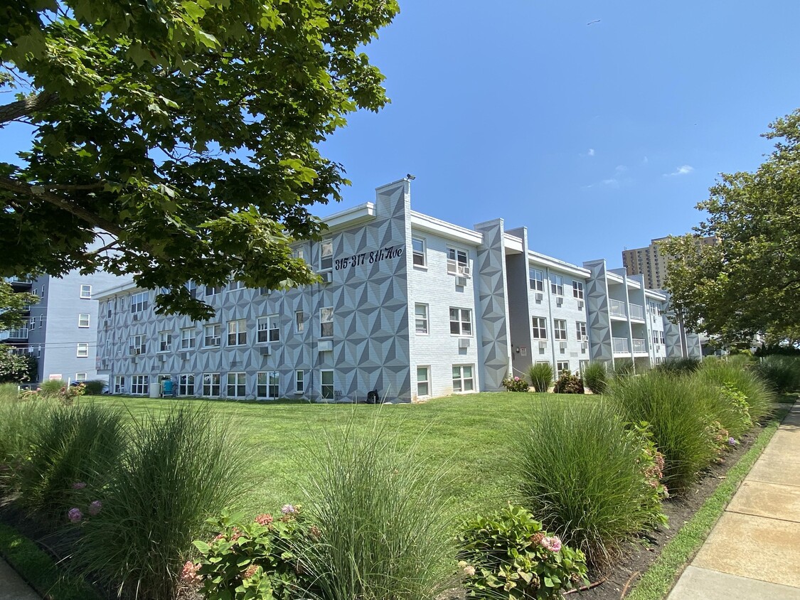 315 8th Avenue Apartments In Asbury Park NJ Apartments Com   315 8th Avenue Asbury Park Nj Primary Photo 