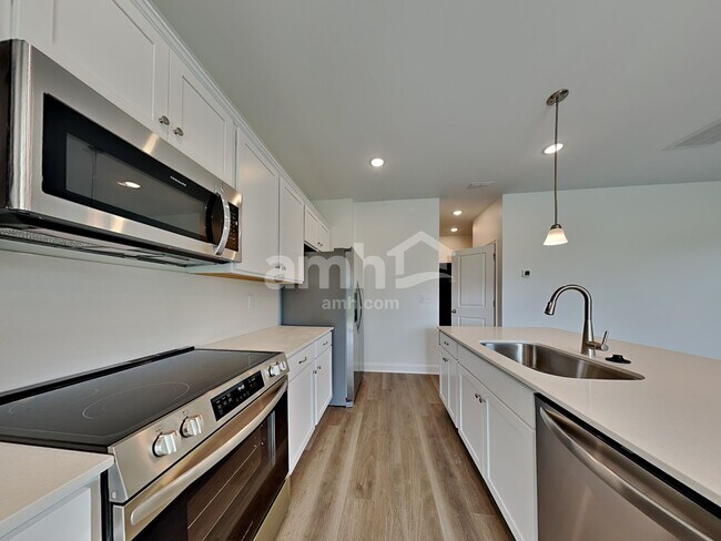 Foto del edificio - 4781 McDade Lane
