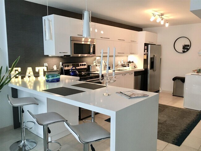 Foto del edificio - 1228 West Ave