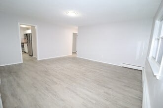 Building Photo - 139 Litchfield Pines Dr