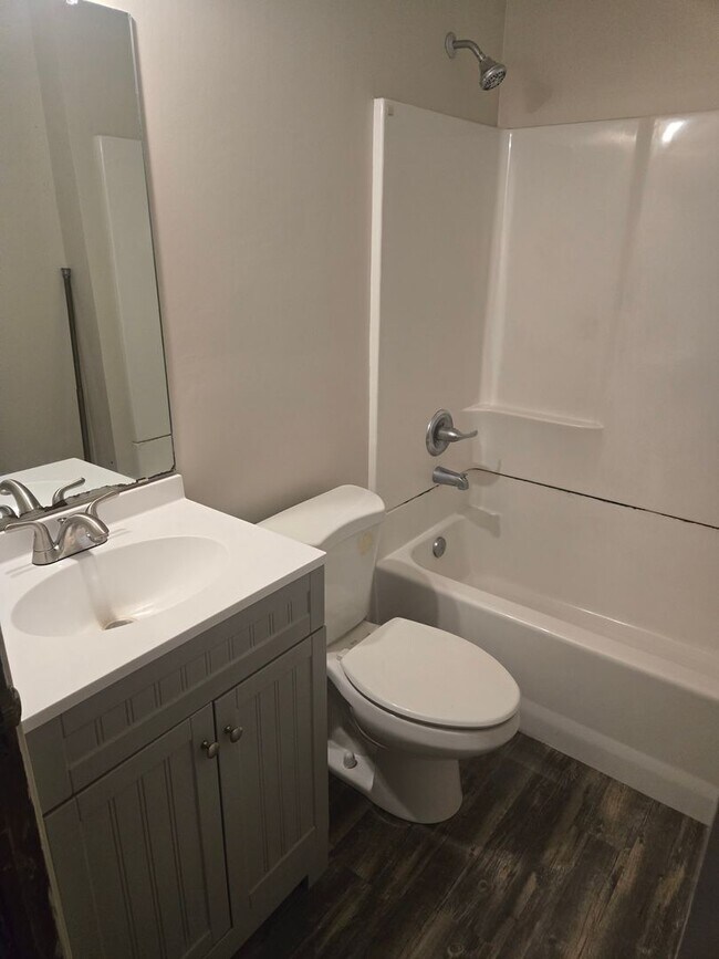 Foto del edificio - NOW LEASING 2 BEDROOM HOUSE IN PINEVILLE LA | $750/ MONTH