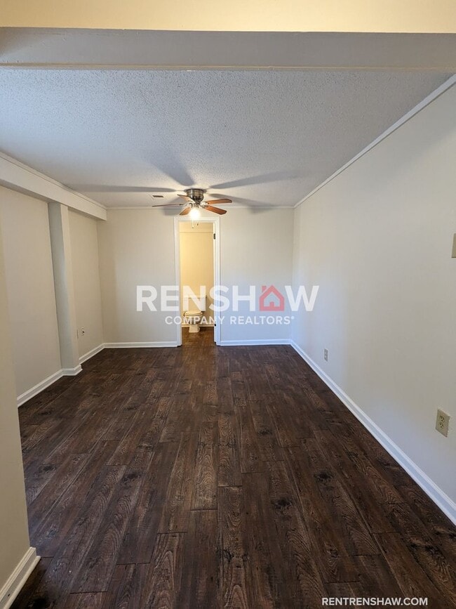 Charming Home in Raleigh / Frayser Now Ava... House Rental in Memphis