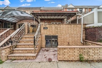 Building Photo - 150-06 78th Rd