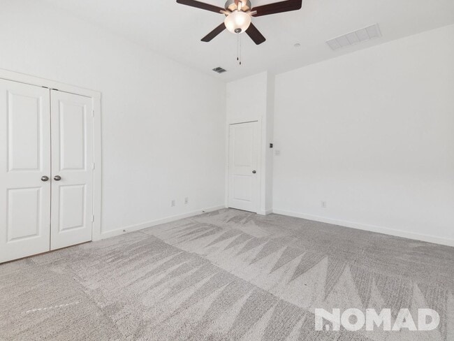 Building Photo - 3 Bedroom Townhome in Frisco