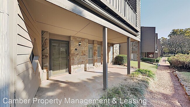 Building Photo - 2 br, 2 bath House - 5904 N. Penn Ave #115