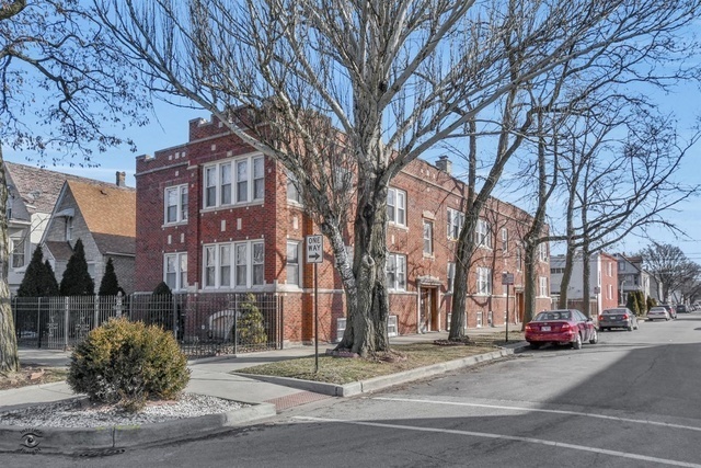 Foto principal - 4156 W Belden Ave