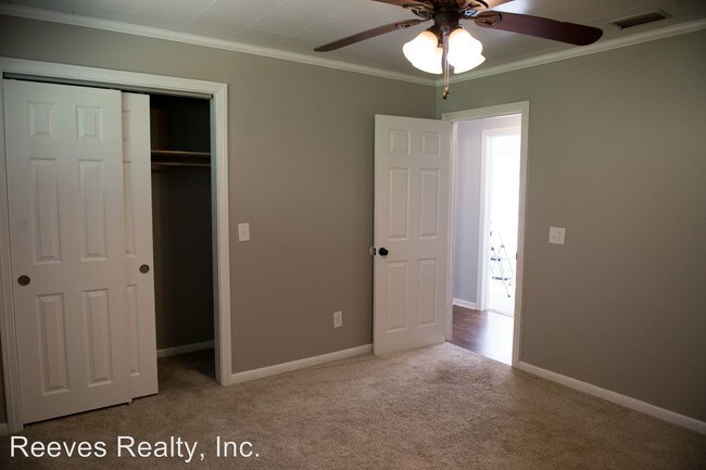 Building Photo - 4 br, 2 bath House - 1401 Walter Smith Road