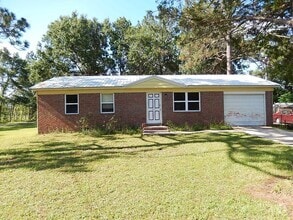 Building Photo - 827 Briandav St