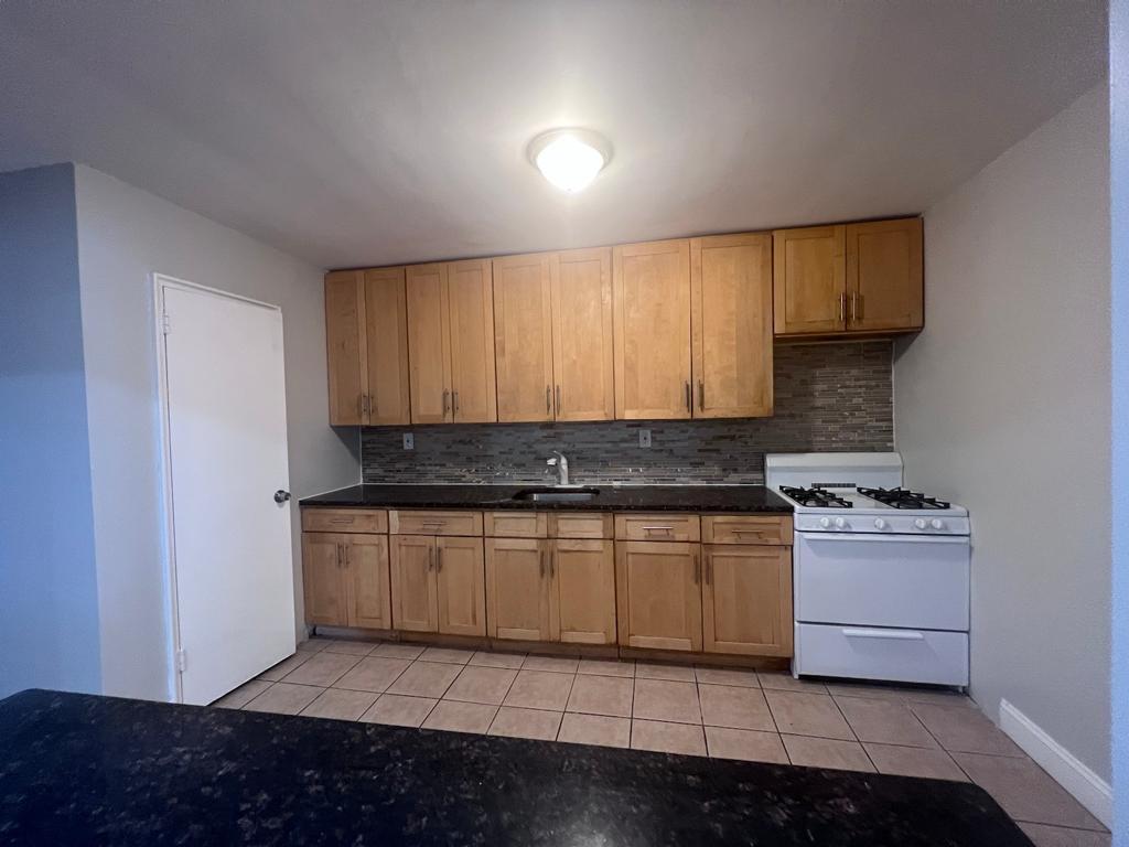 561 Elizabeth Ave Unit 6B, Newark, NJ 07112 Apartments in Newark, NJ