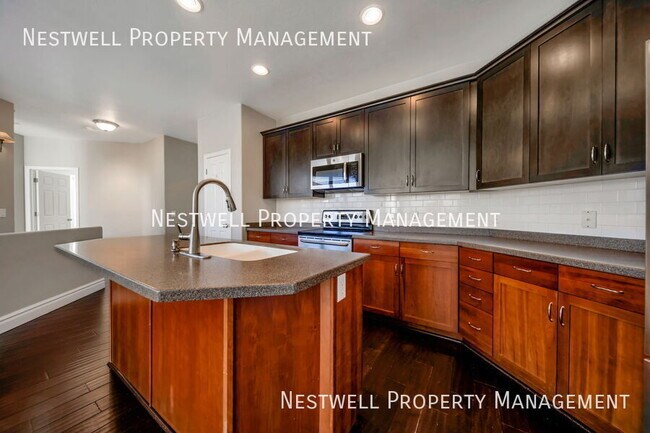 Foto del edificio - 4703 Firmont Dr