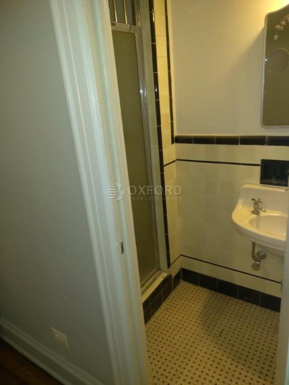 Building Photo - Classic 7 4 bedroom 3 bathroom GEM !!!!